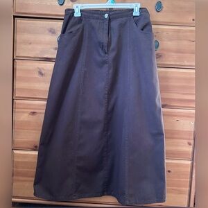 Women’s Long Brown Skirt Size 8 Classic Elements